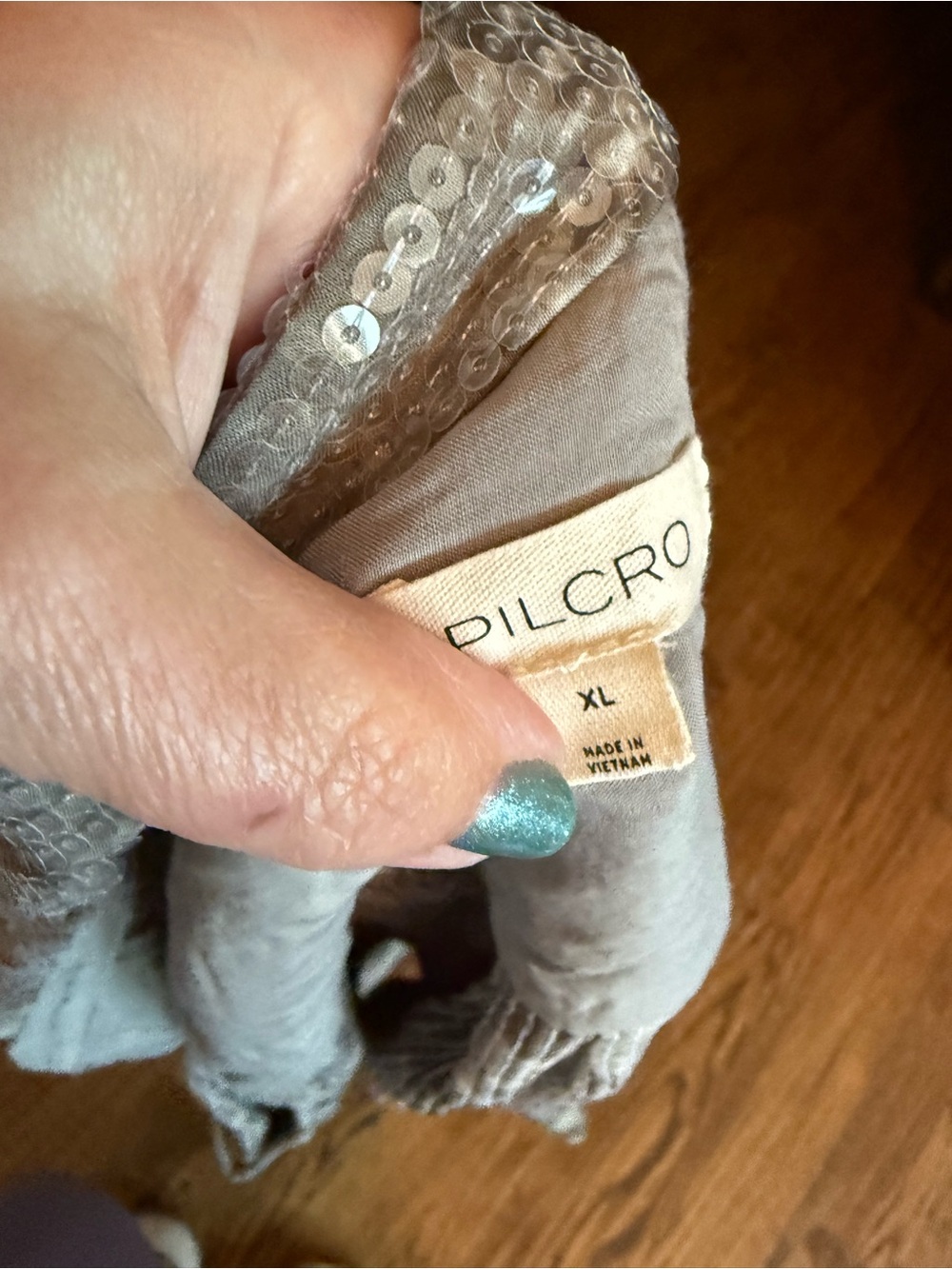 Pilcro (Anthropologie brand) short-sleeve sequin buttondown blouse-new w/out tag - Picture 7 of 9